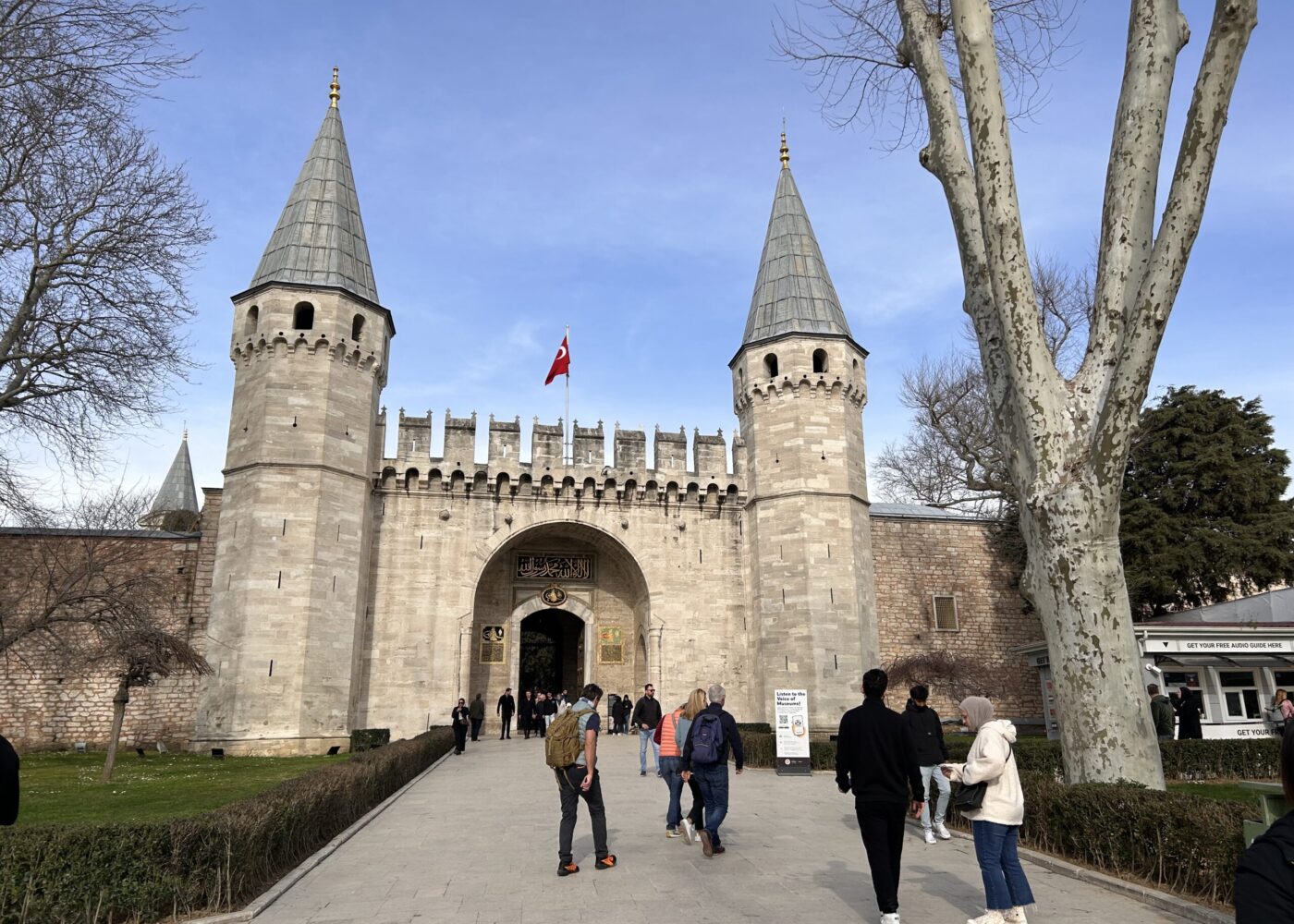 topkapi-palace-gate
